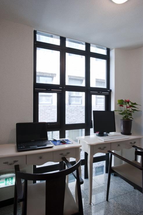 Wisma tamu Myeongdong Ecohouse